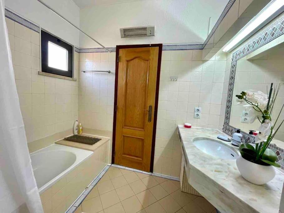 Apartment Vista Mar Piscina Albufeira Dış mekan fotoğraf